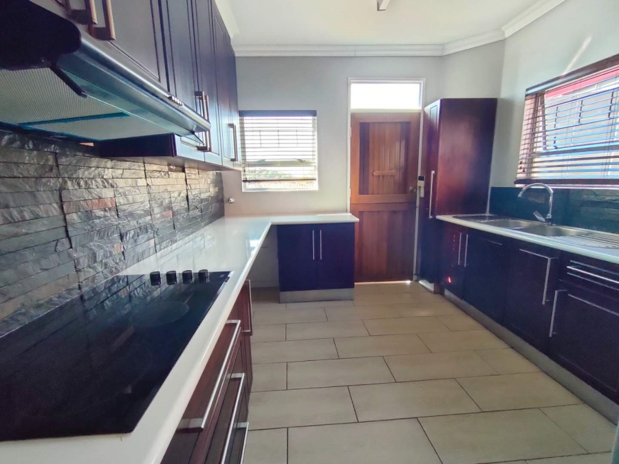 3 Bedroom Property for Sale in Kiepersol Free State